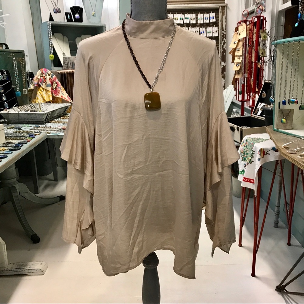 H&M’s dress shirt sz 14